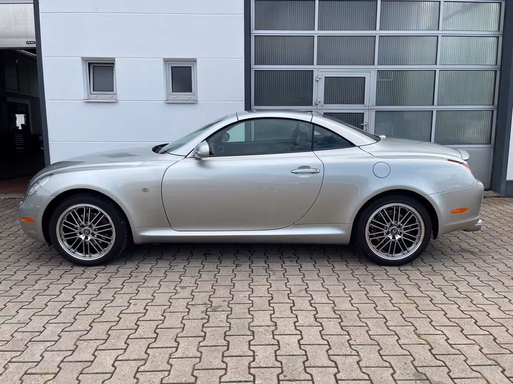 Lexus SC 430