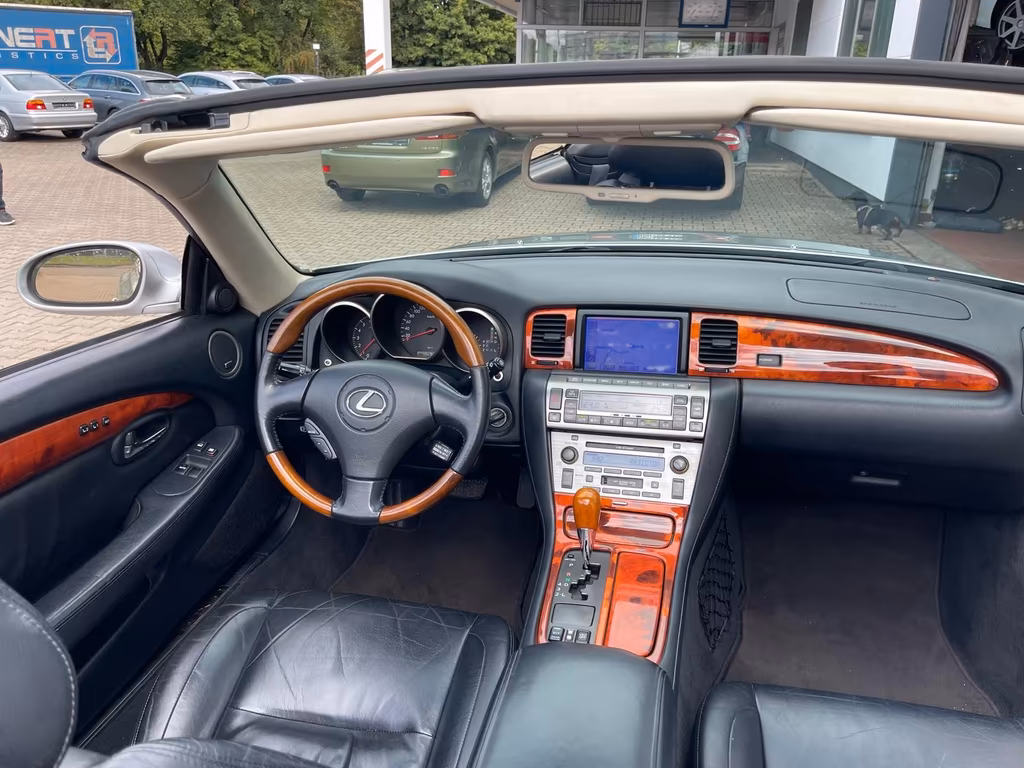 Lexus SC 430