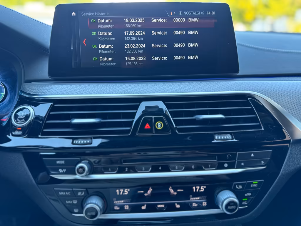 BMW M550
