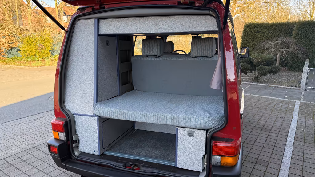 Volkswagen T4 California