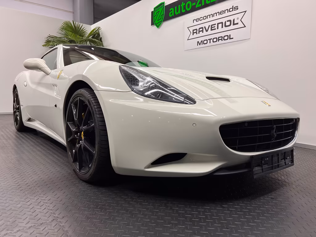 Ferrari California