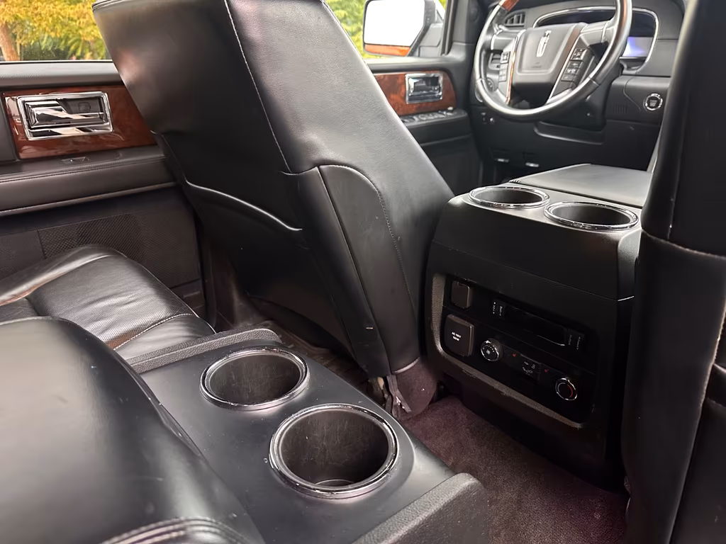 Lincoln Navigator