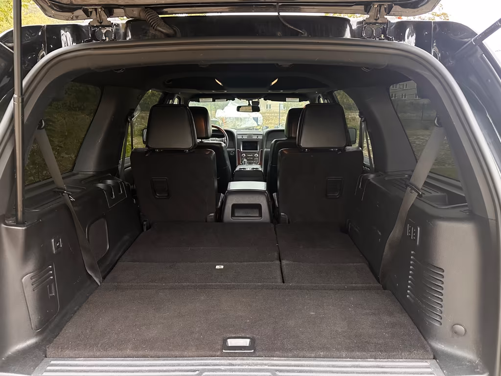 Lincoln Navigator