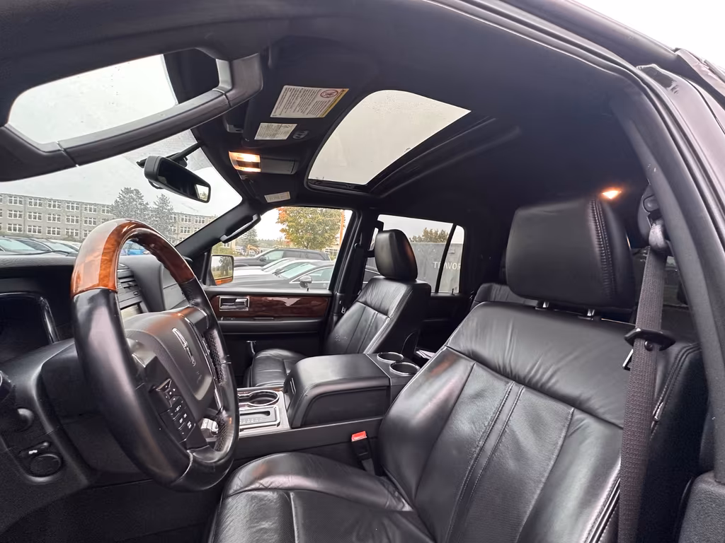 Lincoln Navigator