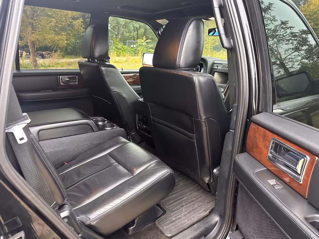 Lincoln Navigator