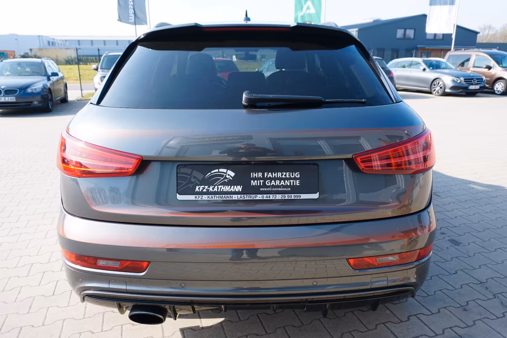 Audi RSQ3