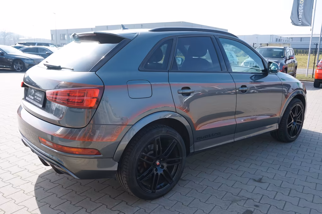 Audi RSQ3