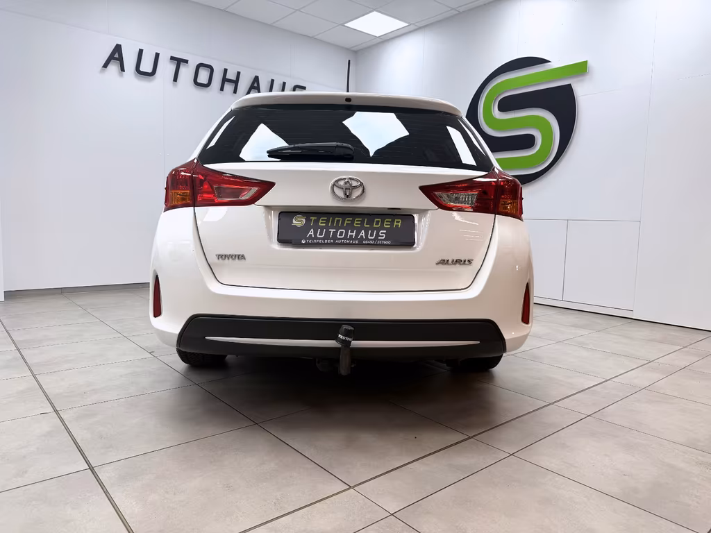 Toyota Auris Touring Sports