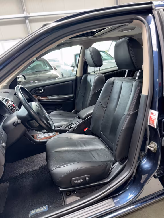 Nissan Maxima
