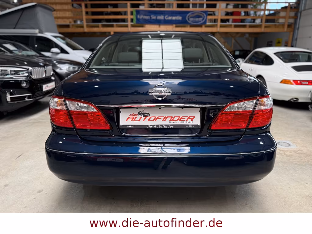 Nissan Maxima