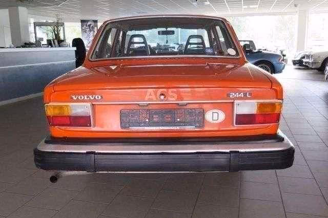 Volvo 240