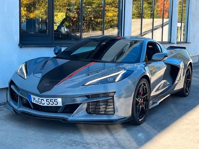Corvette C8