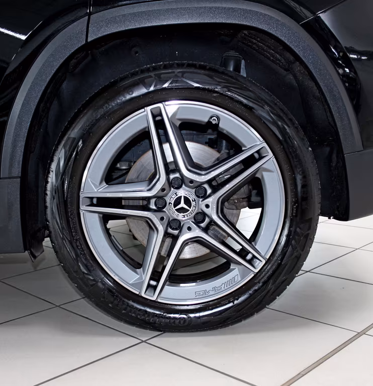 Mercedes-Benz GLA 220