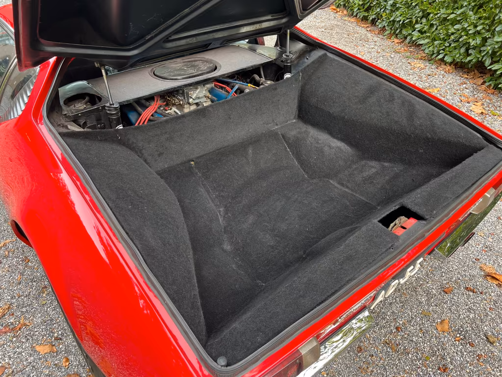 DeTomaso Pantera