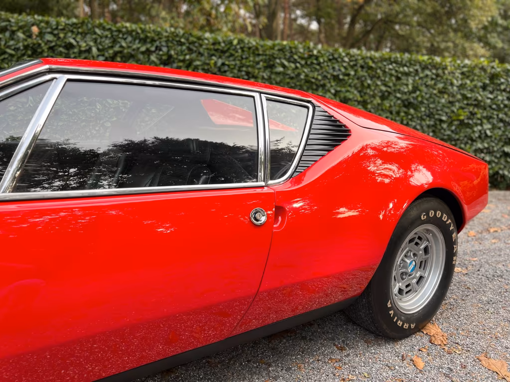 DeTomaso Pantera