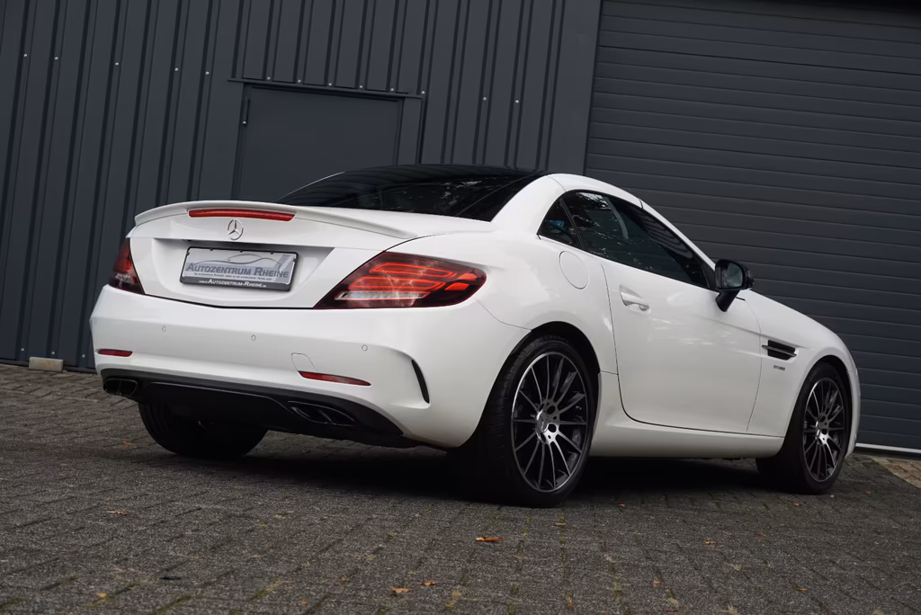 Mercedes-Benz SLC 43 AMG