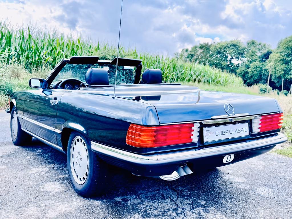 Mercedes-Benz SL 300