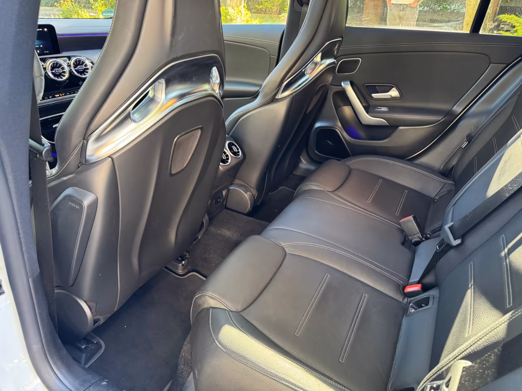 Mercedes-Benz CLA 35 AMG
