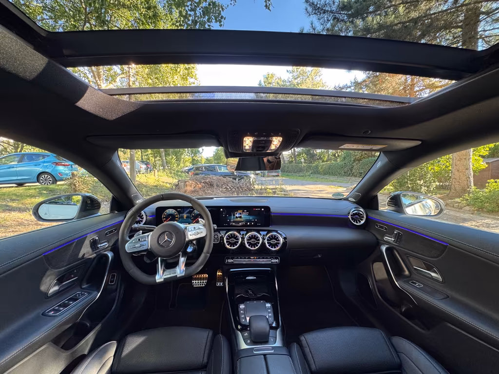 Mercedes-Benz CLA 35 AMG