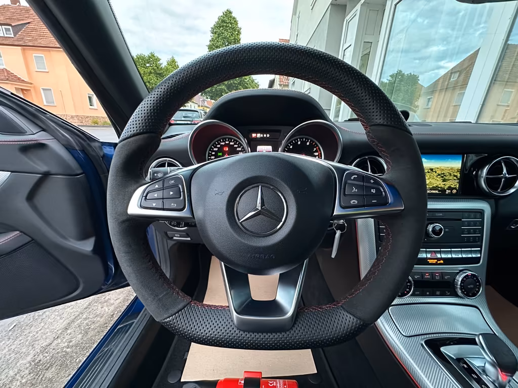 Mercedes-Benz SLC 300