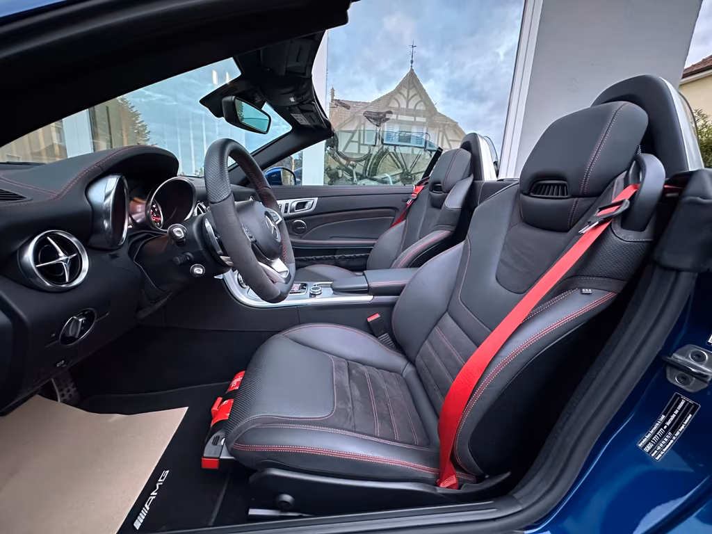 Mercedes-Benz SLC 300