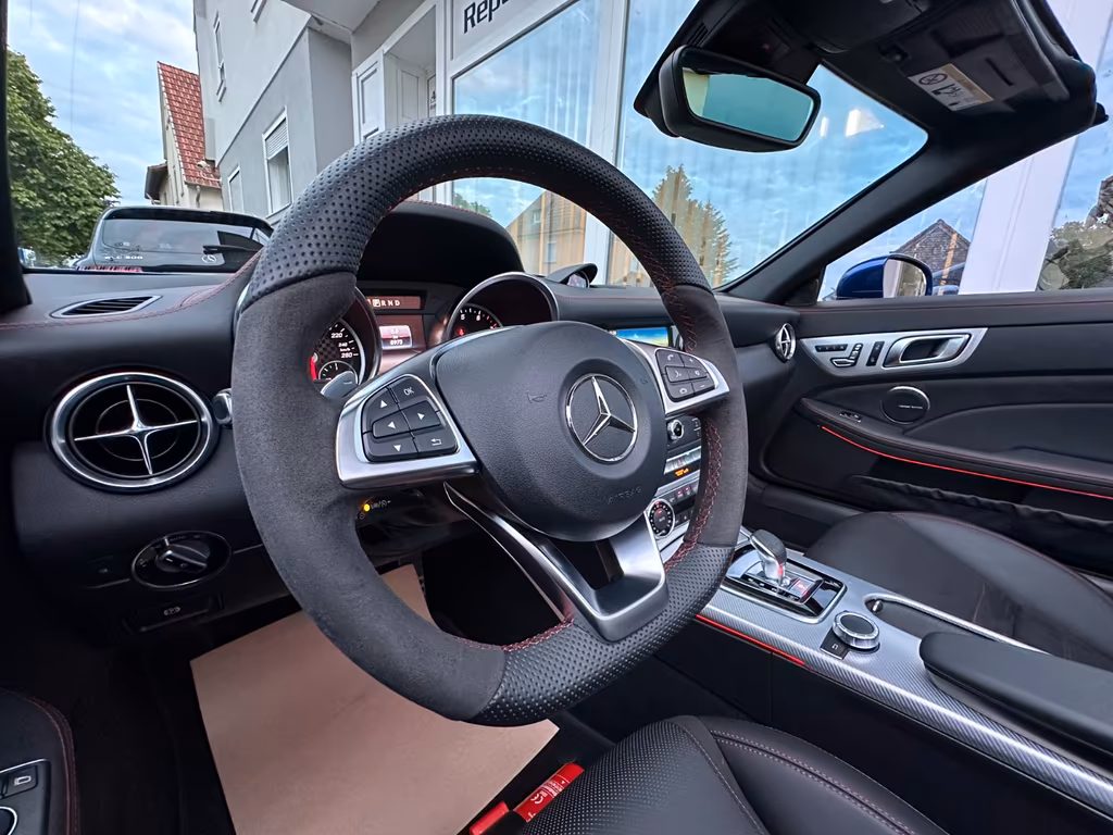 Mercedes-Benz SLC 300