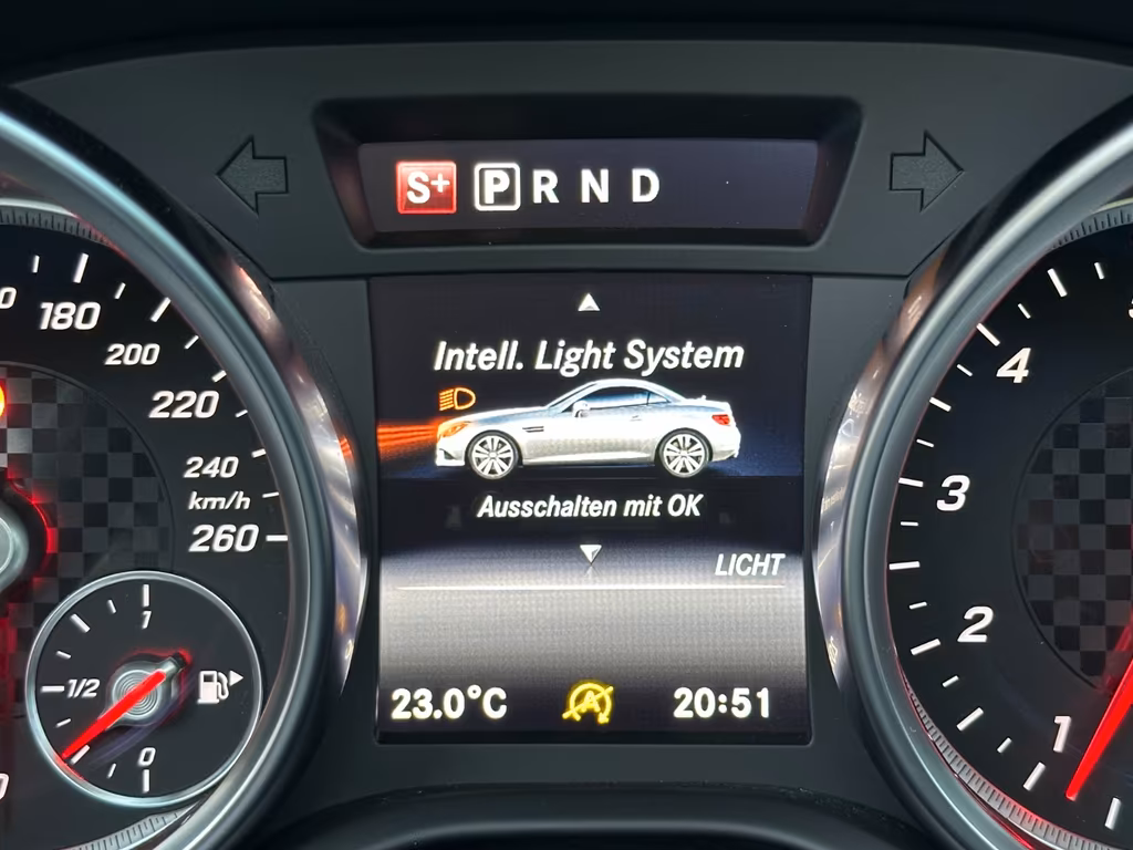 Mercedes-Benz SLC 300