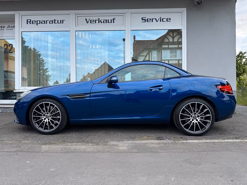Mercedes-Benz SLC 300