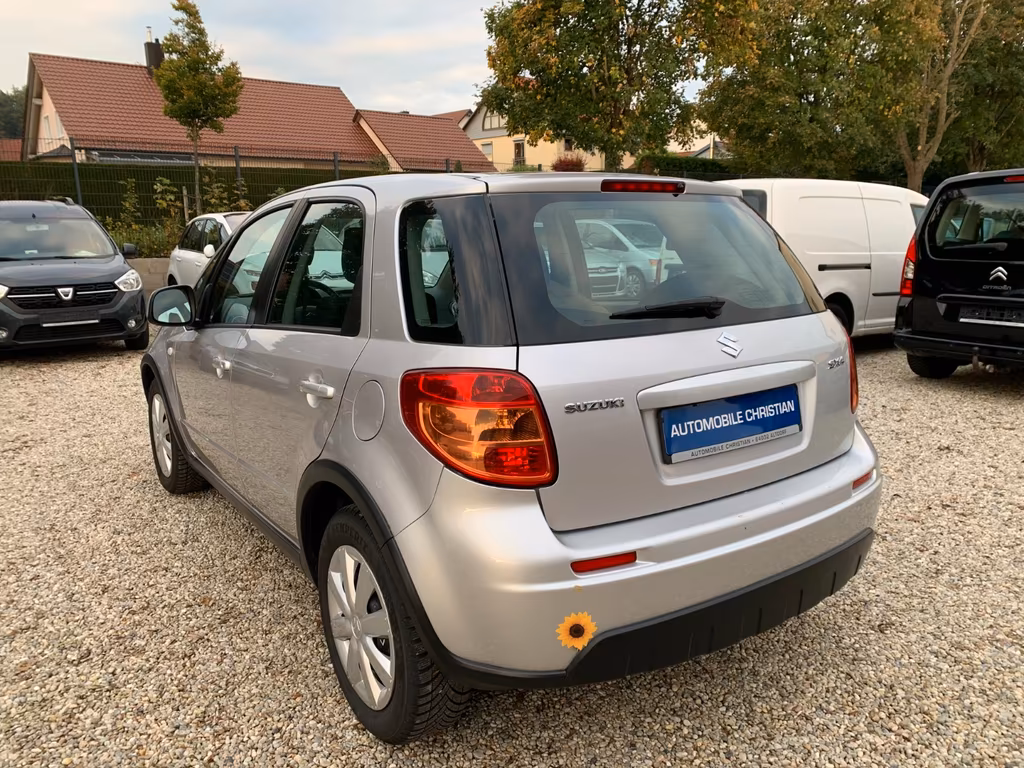 Suzuki SX4
