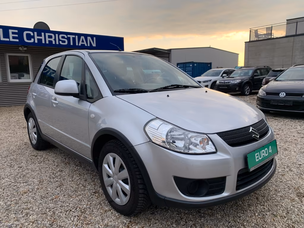 Suzuki SX4