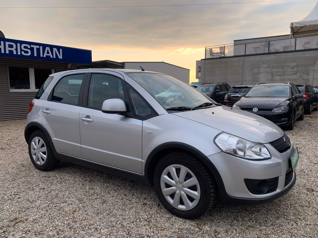 Suzuki SX4
