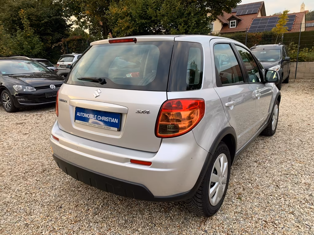 Suzuki SX4