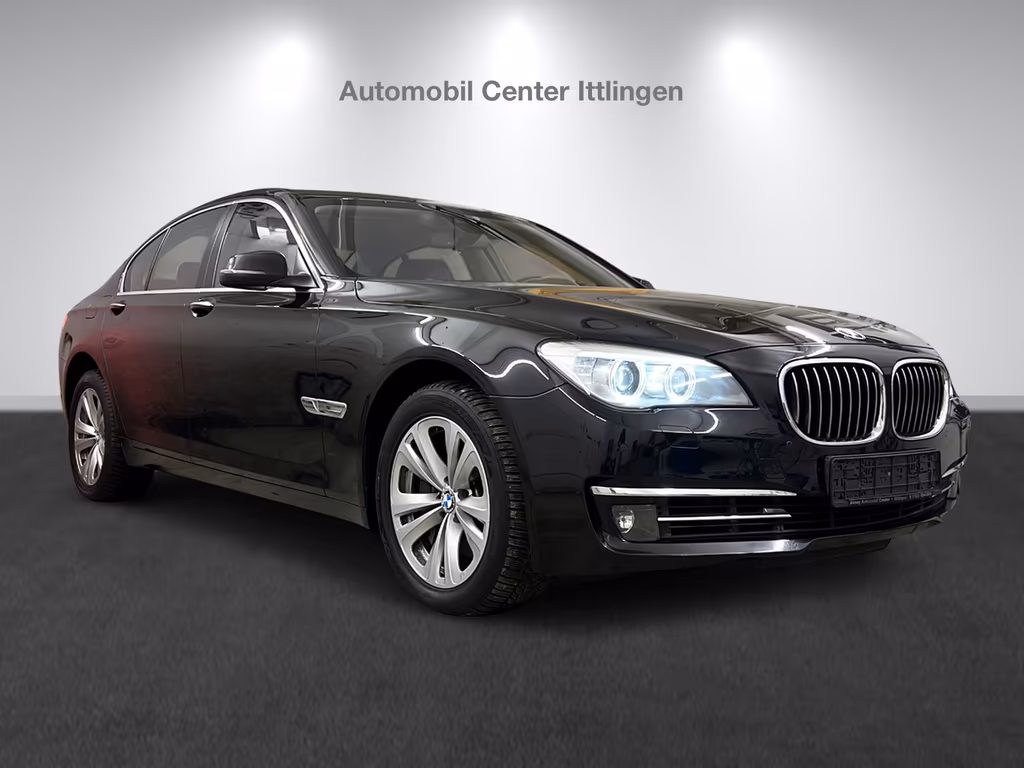 BMW 740