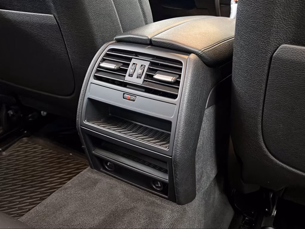 BMW 740