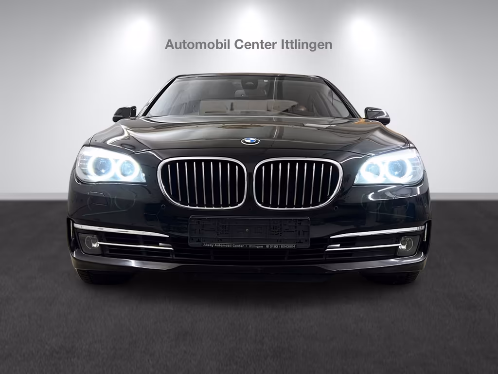 BMW 740