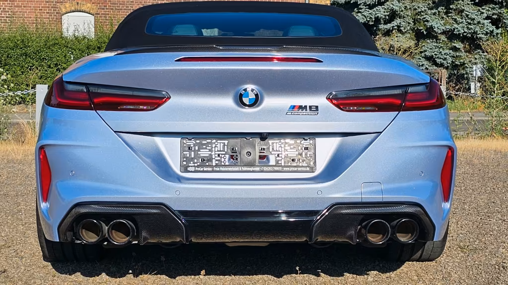 BMW M8