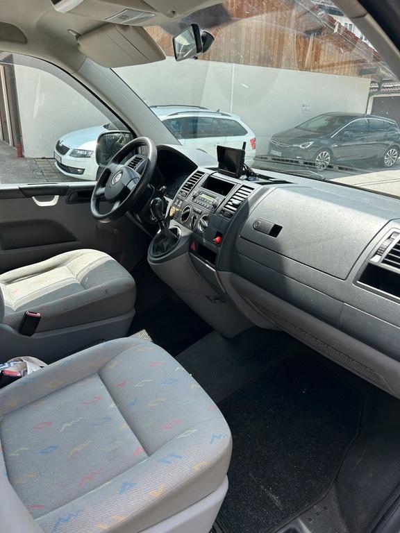 Volkswagen T5 Transporter