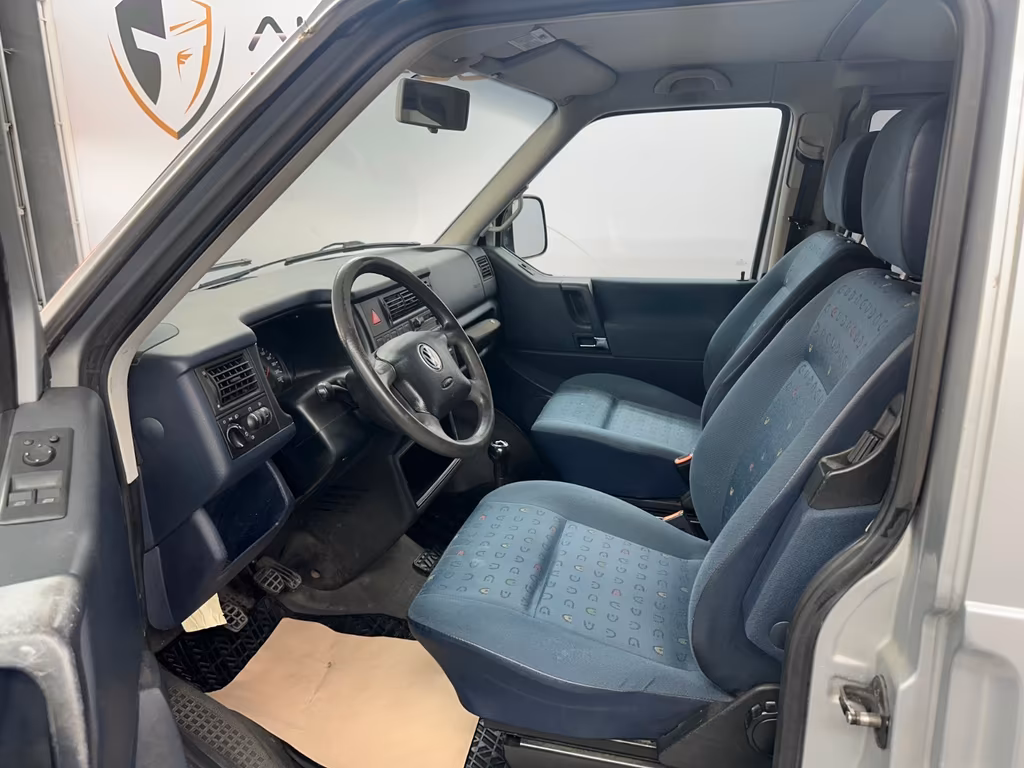 Volkswagen T4 Caravelle
