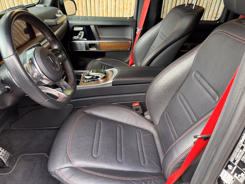 Mercedes-Benz G 400