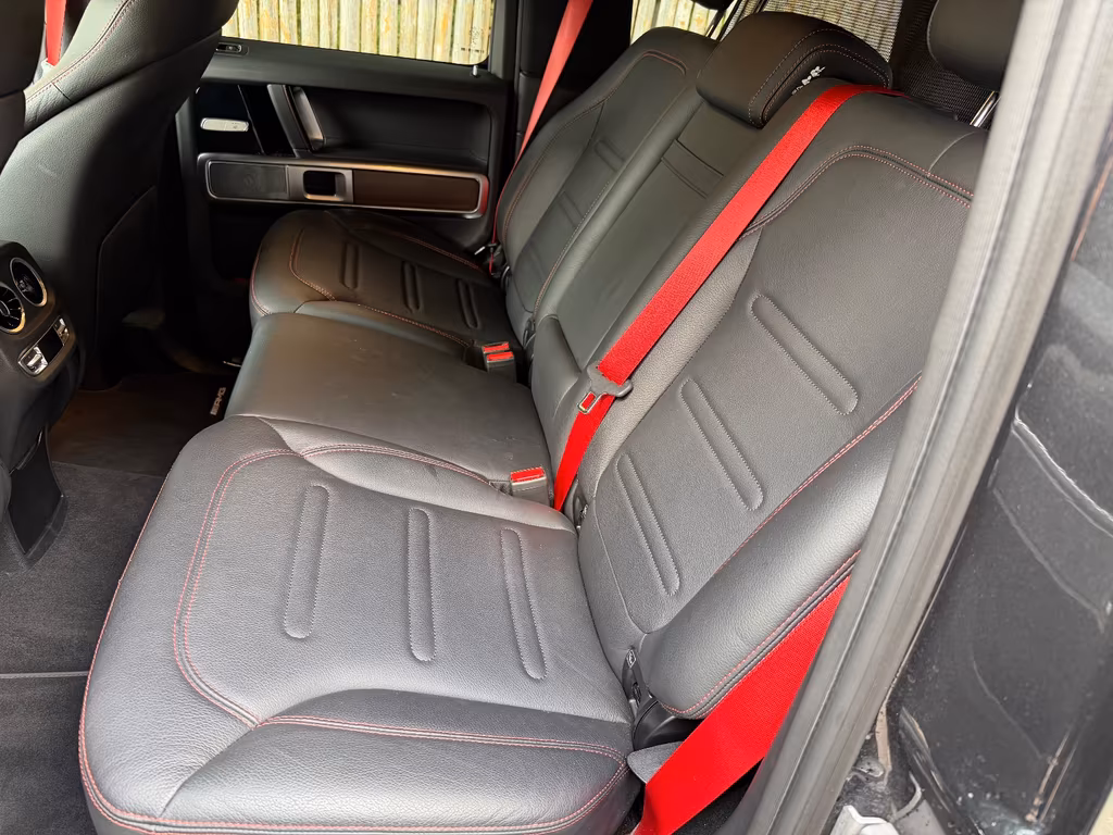 Mercedes-Benz G 400