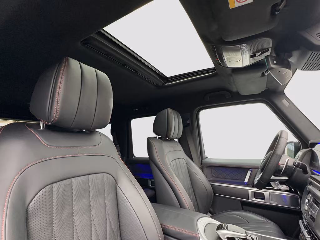 Mercedes-Benz G 500