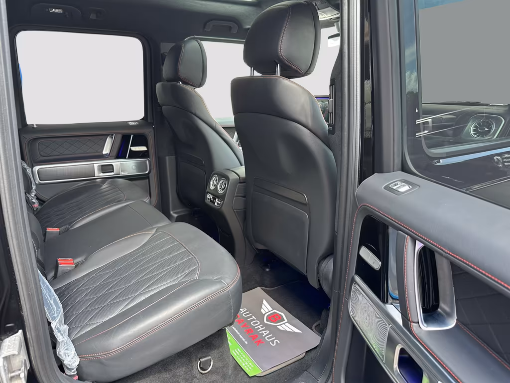 Mercedes-Benz G 500