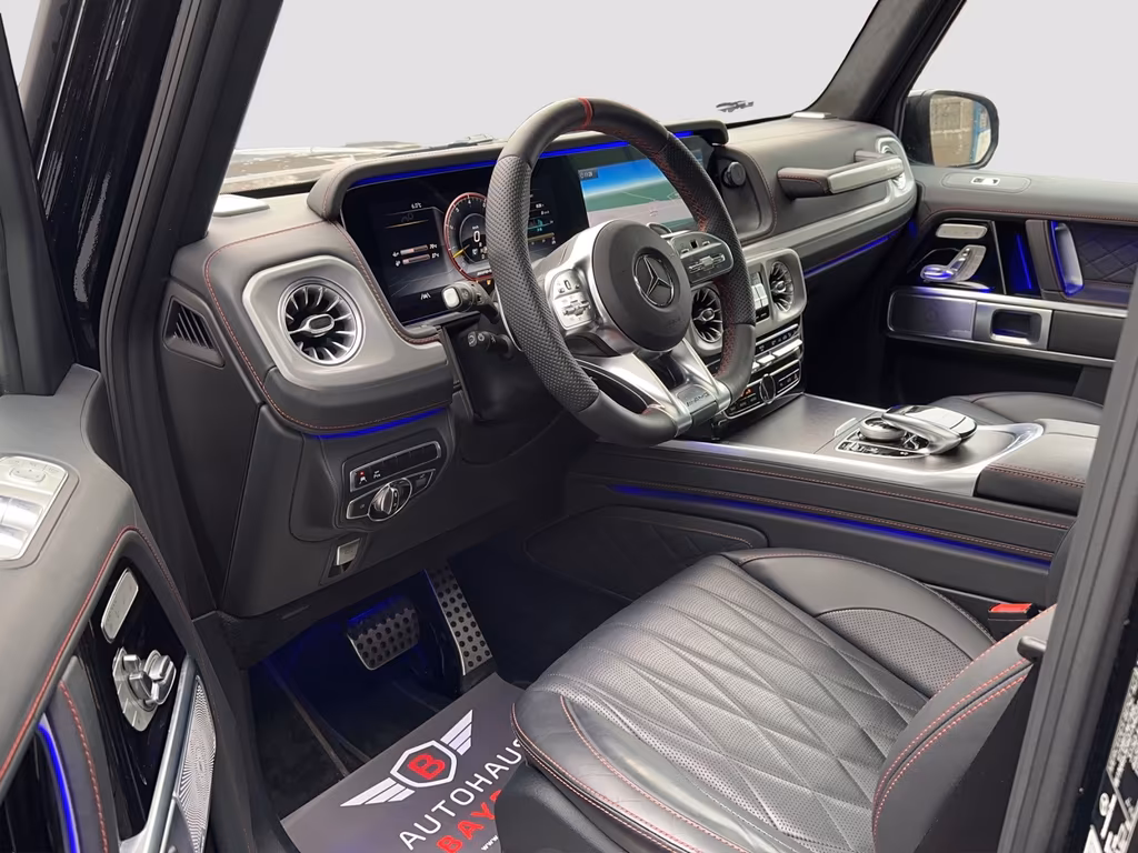 Mercedes-Benz G 500