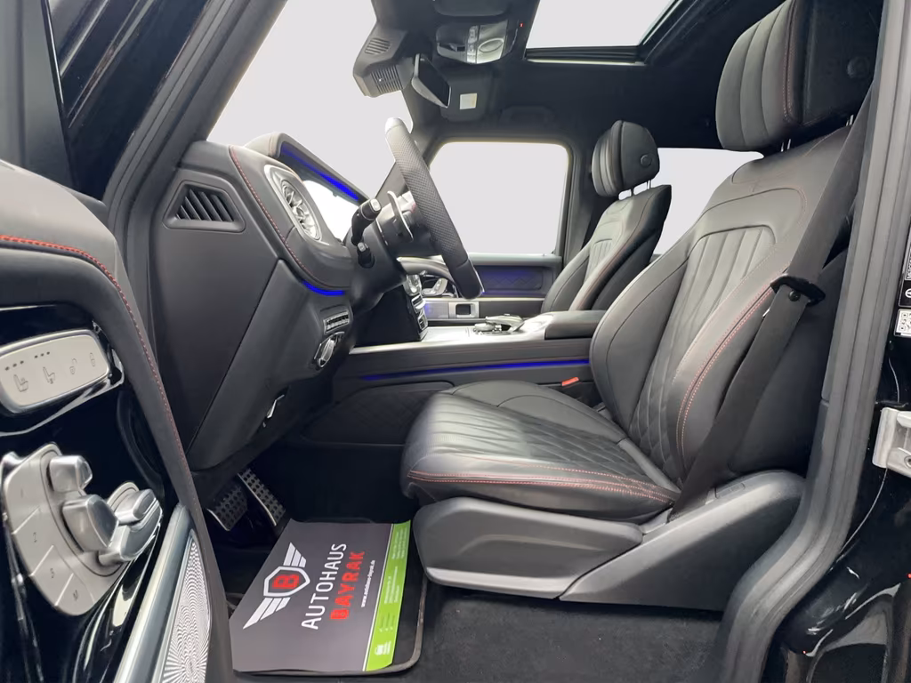 Mercedes-Benz G 500