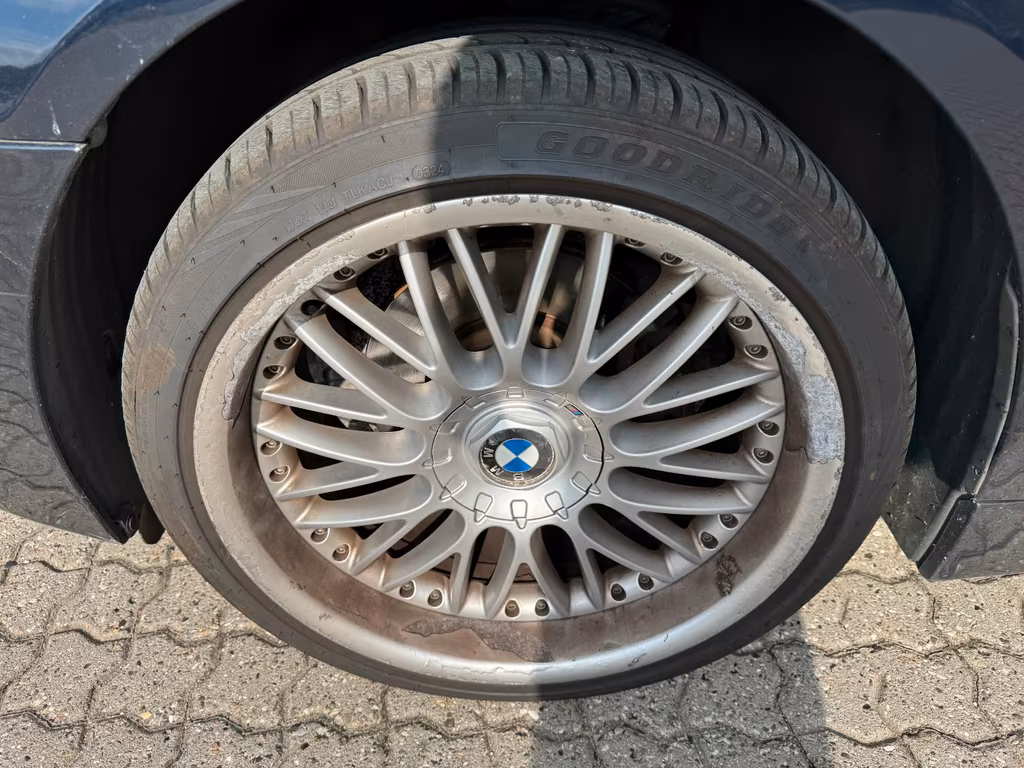 BMW 735