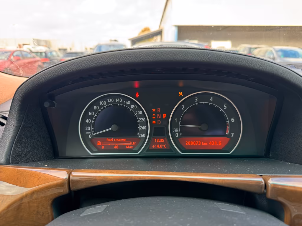 BMW 735