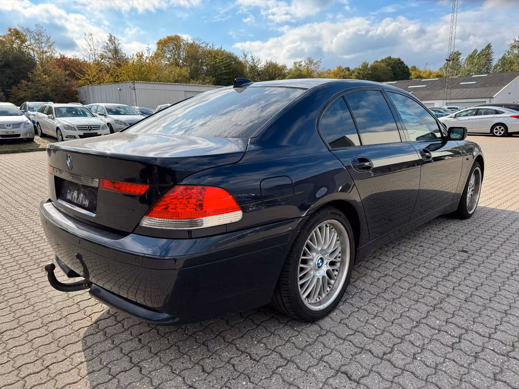 BMW 735