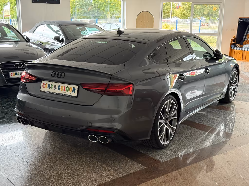 Audi S5