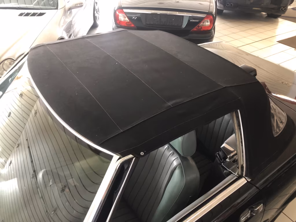 Mercedes-Benz SL 560