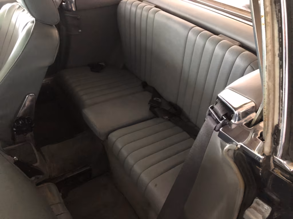 Mercedes-Benz SL 560